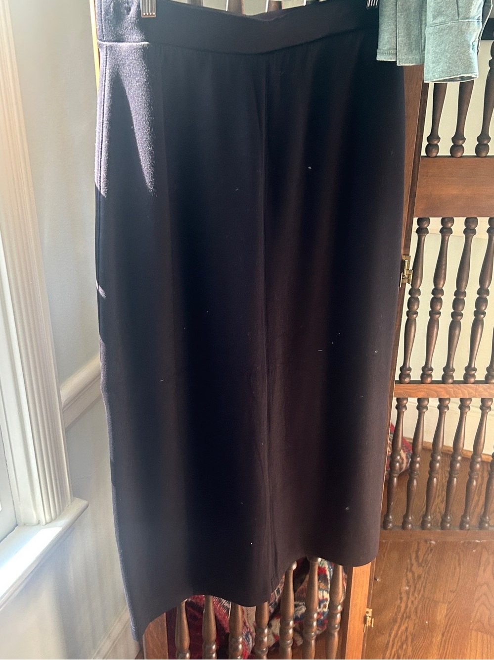 Women’s Black Midi Scuba Sweatshirt Skirt with Front Slit Pull-On Waistband NEW
